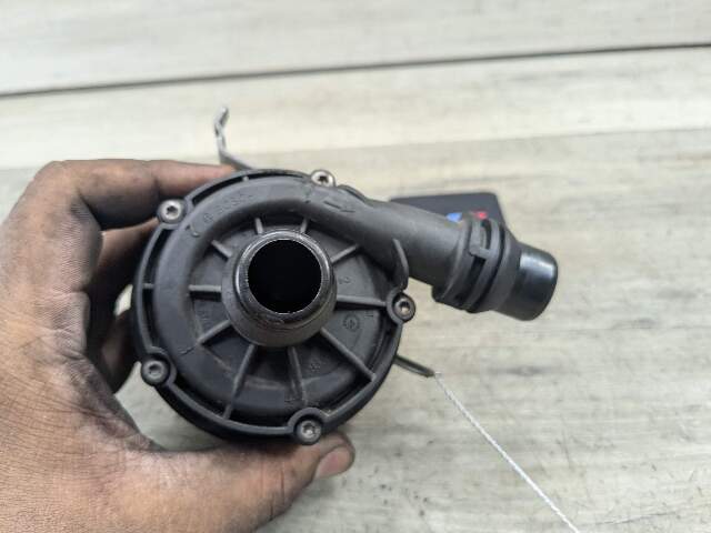16-20 OEM BMW F22 F30 F32 F36 M2 Auxiliary Electric Water Pump B46 S55 Engine
