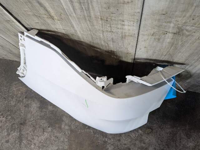 19-23 OEM BMW G05 X5 Rear Right Passenger Side Bumper Cover Assembly White 300