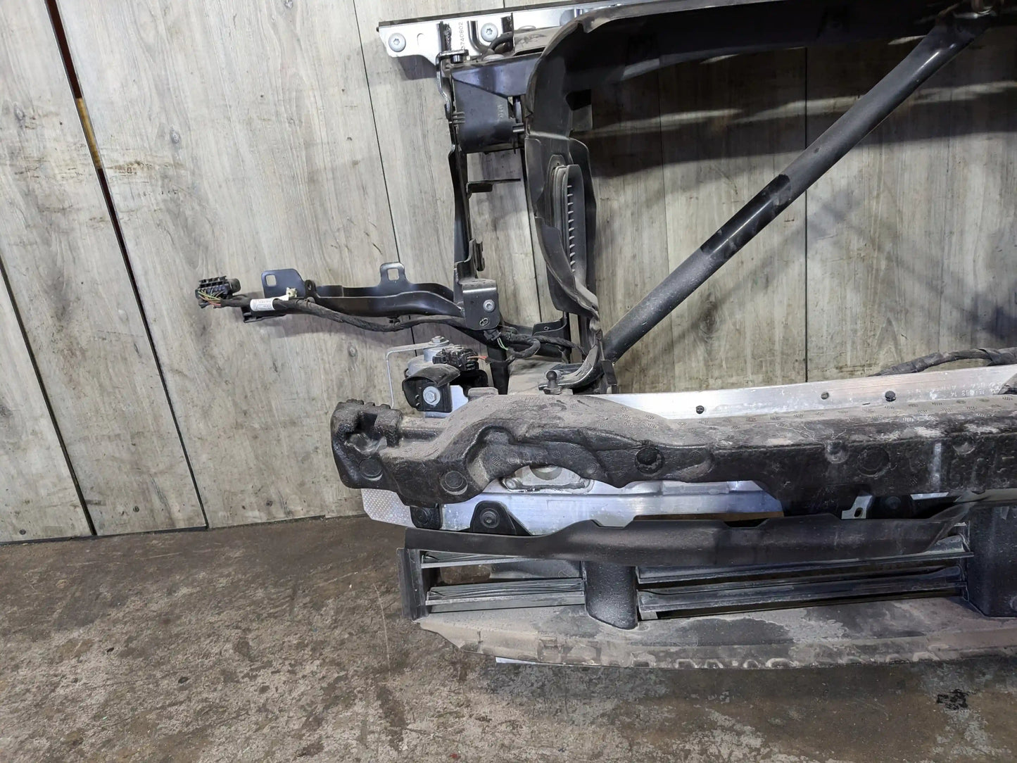19-25 OEM BMW G05 G06 X5 X6 Front Bumper Radiator Support Frame Reinforcement