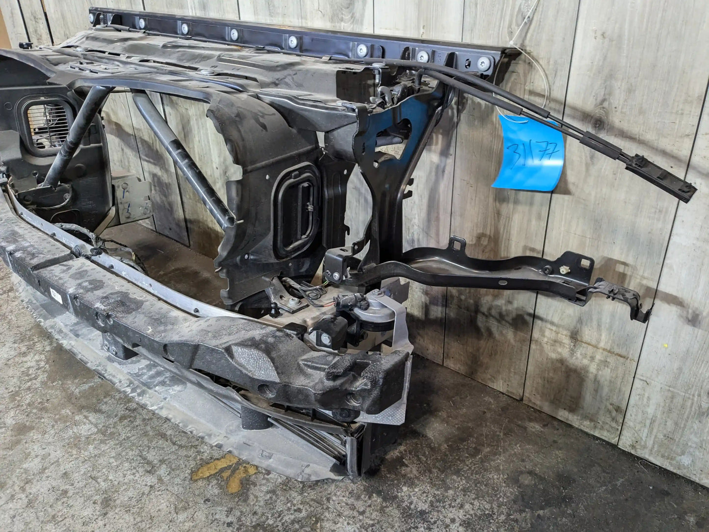 19-25 OEM BMW G05 G06 X5 X6 Front Bumper Radiator Support Frame Reinforcement