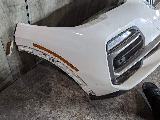 19-23 OEM BMW G05 X5 Front Bumper Cover w/ Griiles & Lower Lights White 300