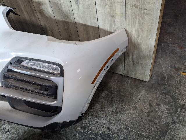 19-23 OEM BMW G05 X5 Front Bumper Cover w/ Griiles & Lower Lights White 300