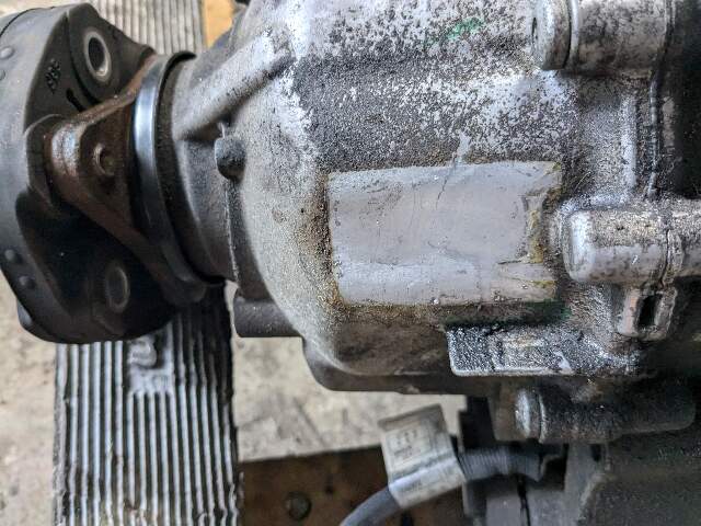 14-18 OEM BMW F15 X5 50iX N63 AWD xDrive Transfer Case Gearbox ATC45L 171k