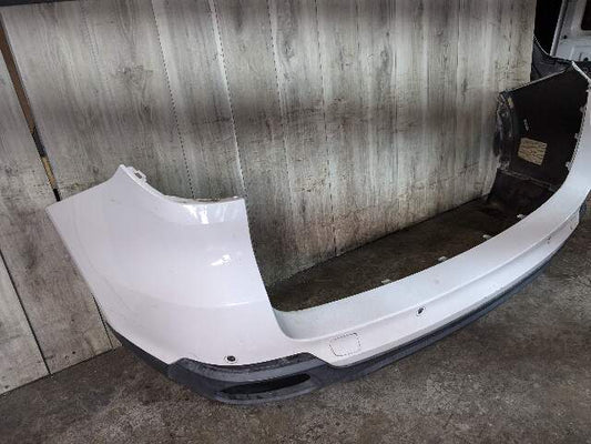 *NOTE* 14-18 OEM BMW F15 X5 Rear Bumper Cover Panel Assembly White 300