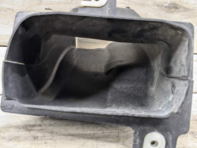 19-23 OEM BMW G05 G06 X5 X6 Right Passenger Side Bumper Brake Air Duct Tube