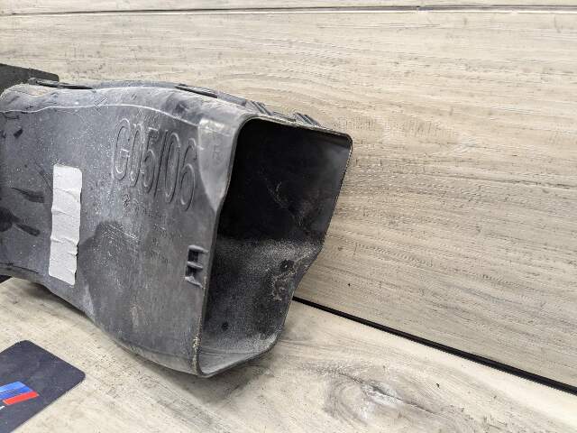 19-23 OEM BMW G05 G06 X5 X6 Right Passenger Side Bumper Brake Air Duct Tube