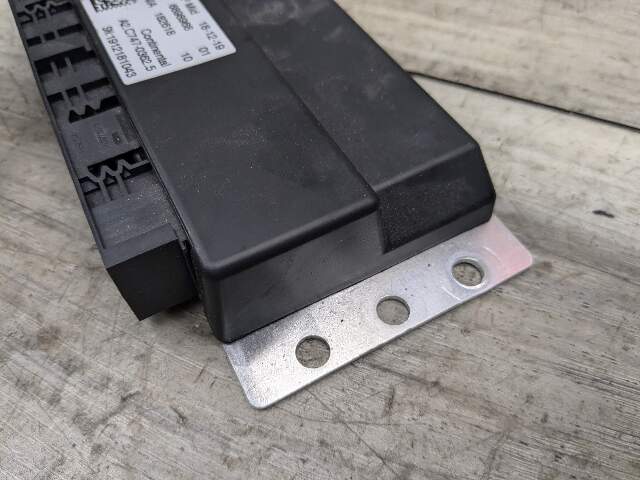 19-23 OEM BMW G20 F90 G01 G02 F97 G05 G06 G07 Active Suspension Control Module