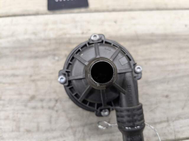 OEM BMW G01 G05 G20 G23 G30 Engine B46 B58 Auxiliary Electric Water Pump Cooling