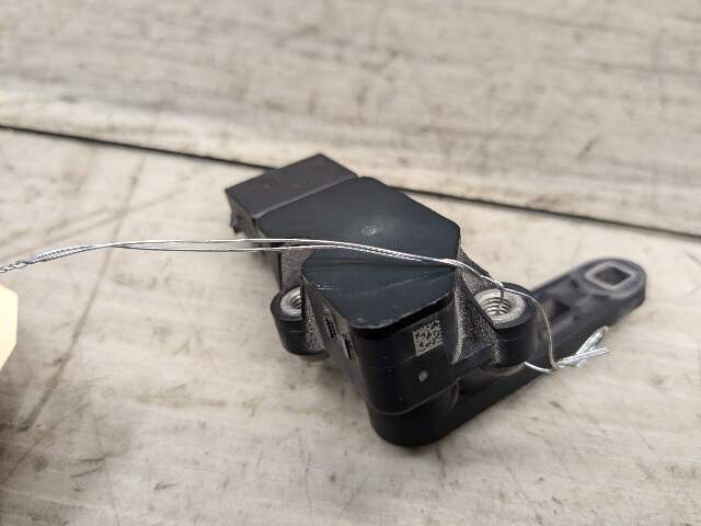 OEM BMW F15 F85 F97 G01 G05 Left Right Suspension Headlight Height Level Sensor