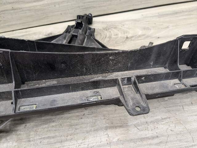 09-15 OEM BMW F01 F02 750 Front Right Headlight Support Mount Mounting Bracket