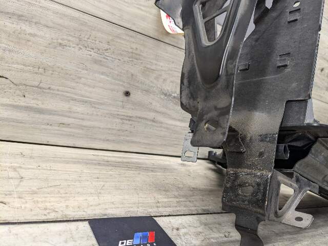 09-15 OEM BMW F01 F02 750 Front Right Headlight Support Mount Mounting Bracket