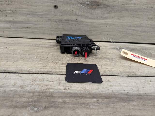 14-19 OEM BMW F15 F85 X5 F16 F86 X6 Front Power Distributor B+ Junction Box