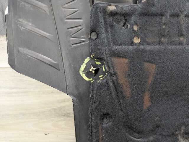 NOTE* 18-19 OEM BMW G30 M550 Engine N63R Cover Head Ignition M PERFORMANCE