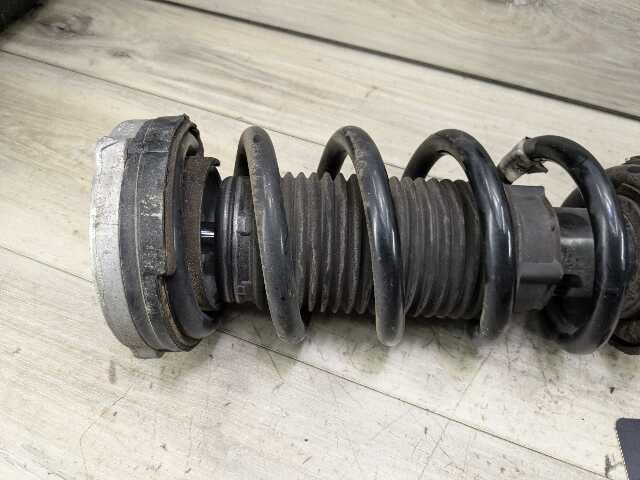 NOTE* OEM BMW G30 M550iX Front Right Passenger Spring Strut Shock Absorber VDC
