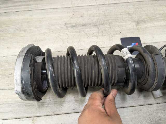 17-23 OEM BMW G30 M550iX Front Left Driver Spring Strut Shock Absorber VDC