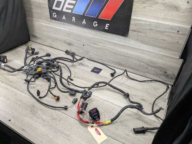 PRE-LCI OEM BMW G11 G12 750 G30 M550 Engine N63R Wiring Wire Harness Module 5-8