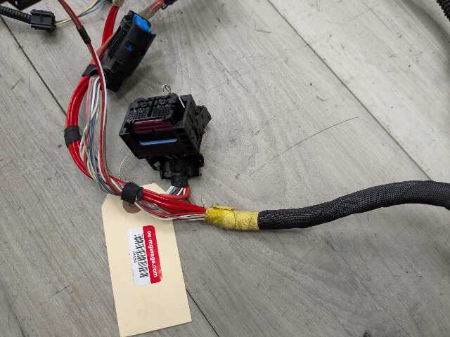 PRE-LCI OEM BMW G11 G12 750 G30 M550 Engine N63R Wiring Wire Harness Module 5-8