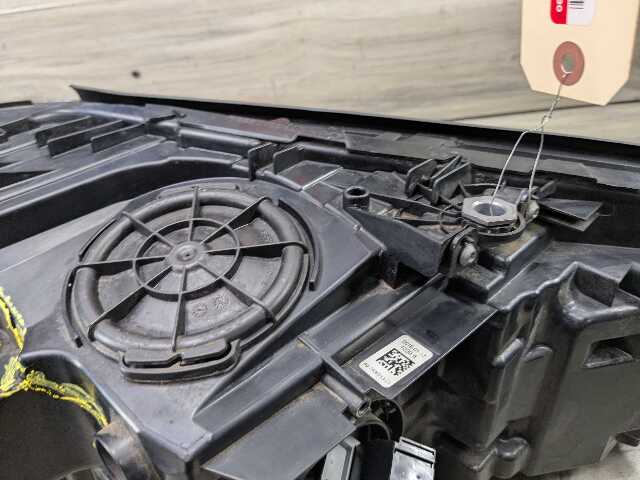*NOTE* 17-20 OEM BMW F90 G30 540 M550 M5 Left Driver ICON LED Adaptive Headlight