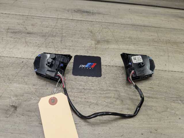 OEM BMW F10 F22 F23 F30 F32 F33 F36 M SPORT Steering Wheel Multifunction Button