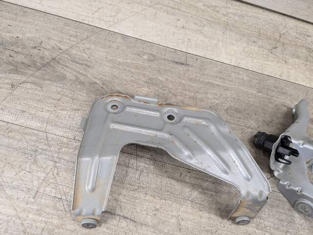 18-24 OEM BMW G01 G02 F97 X3 X4 Right Passenger Fender Wing Holder Bracket SET
