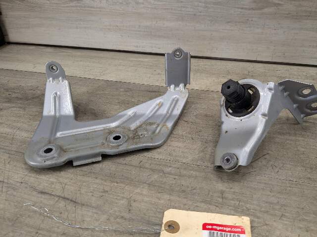 18-24 OEM BMW G01 G02 F97 X3 X4 Right Passenger Fender Wing Holder Bracket SET