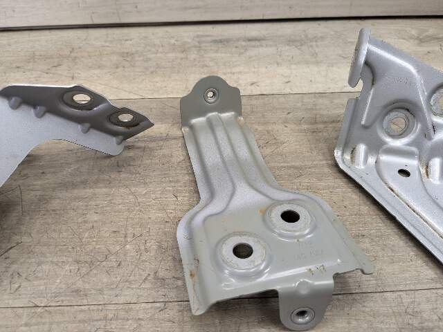 18-24 OEM BMW G01 G02 F97 X3 X4 Right Passenger Fender Wing Holder Bracket SET
