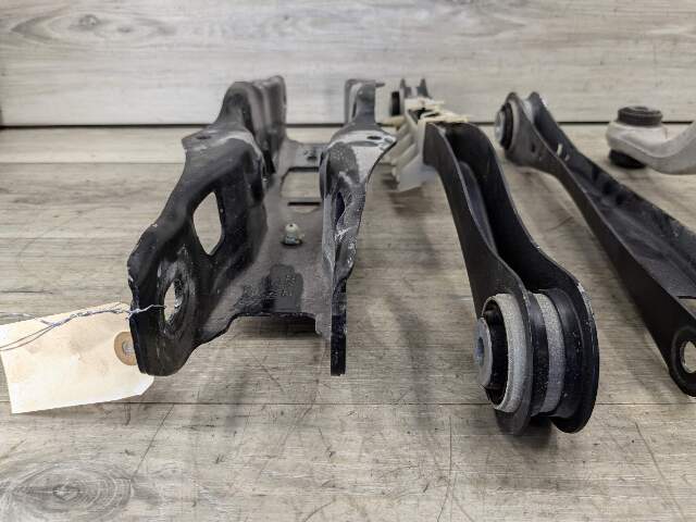 19-23 OEM BMW G05 G06 G07 X5 X7 Rear Right Passenger Control Arm Wishbone SET