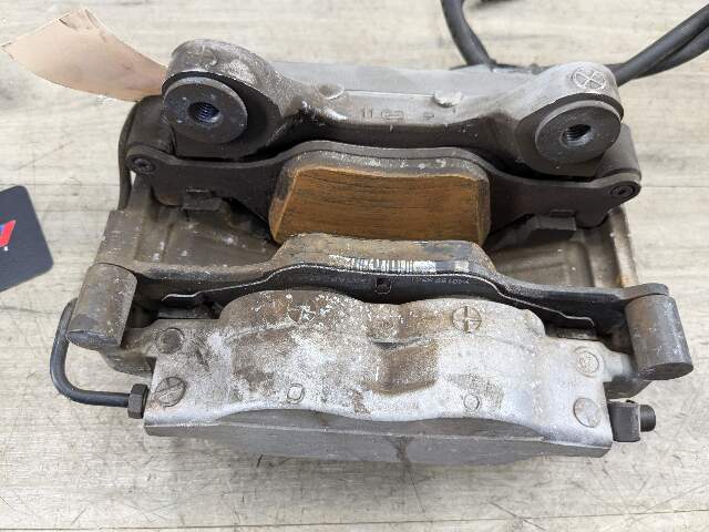 NOTE* OEM BMW G05 G06 40 G20 G22 G23 G26 430 G30 Front Left Driver Brake Caliper