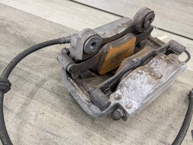 NOTE* OEM BMW G05 G06 40 G20 G22 G26 430 G30 Front Right Passenger Brake Caliper
