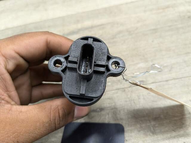 10-19 OEM BMW F07 F10 F13 F01 F02 F15 F86 MAF Mass Air Flow Sensor Meter Engine