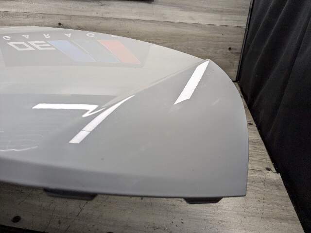 16-22 OEM BMW F48 X1 Rear Tailgate Liftagte Trunk Roof Upper Wing Spoiler White