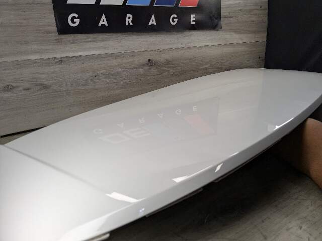 16-22 OEM BMW F48 X1 Rear Tailgate Liftagte Trunk Roof Upper Wing Spoiler White
