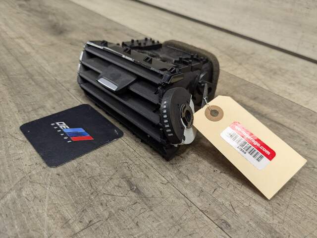 16-23 OEM BMW F39 F48 X1 X2 Left Driver Side Air AC Vent Dash Grille