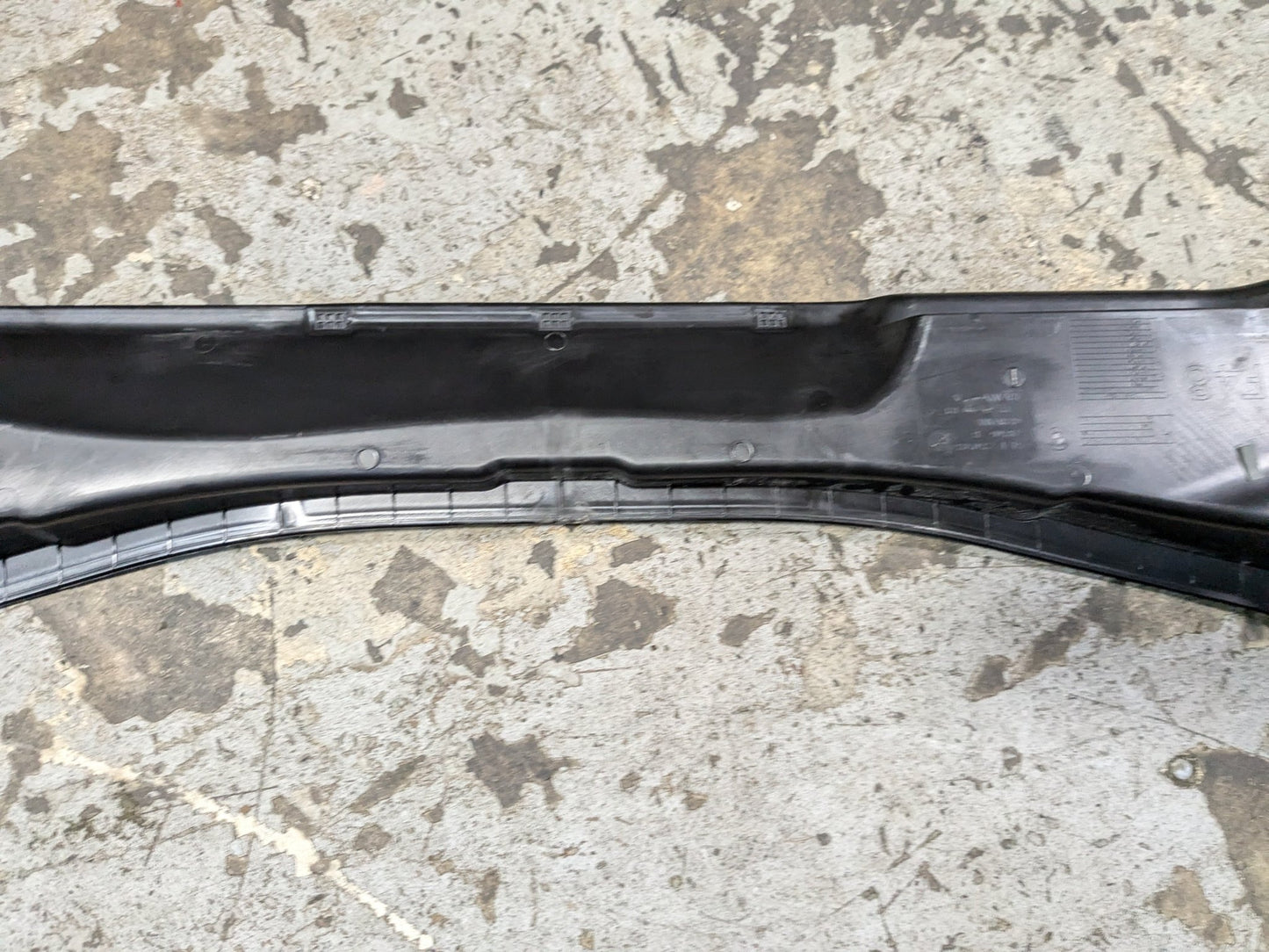 16-22 OEM BMW F48 X1 Windshield Cowl Cover Wiper Screen Vent Trim Panel