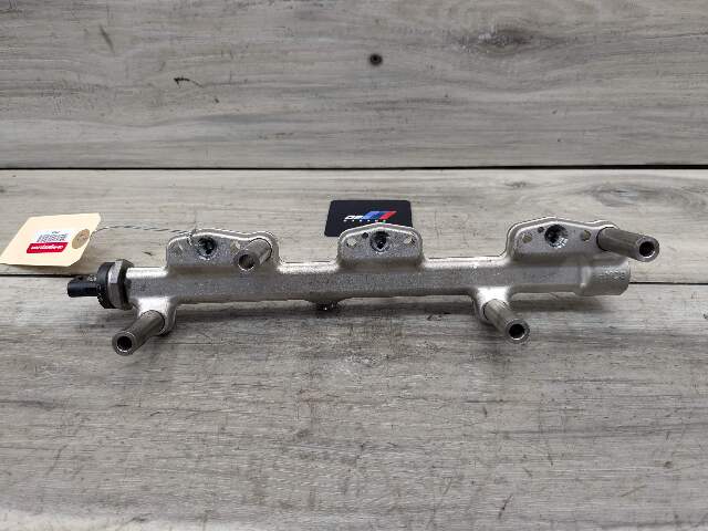 OEM BMW G01 G12 G20 G30 M340 540 Engine B58 Pressure Fuel Injector Rail Line 1-3