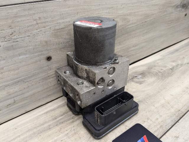 14-18 OEM BMW F15 X5 ABS Brake Pump Anti Lock DSC Dynamic Stability Control