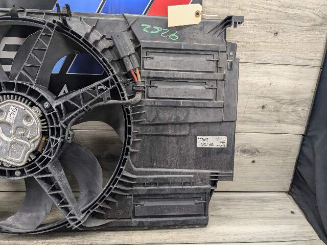 16-23 OEM BMW F39 F48 X1 X2 Radiator Cooling Fan Motor Shroud Assembly B46 850W