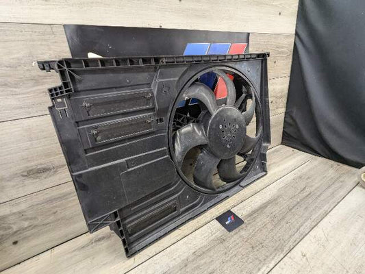 16-23 OEM BMW F39 F48 X1 X2 Radiator Cooling Fan Motor Shroud Assembly B46 850W