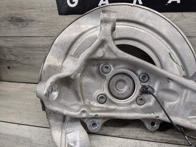 OEM BMW G05 G06 G07 X5 X6 X7 Front Right Passenger Hub Spindle Knuckle Bearing