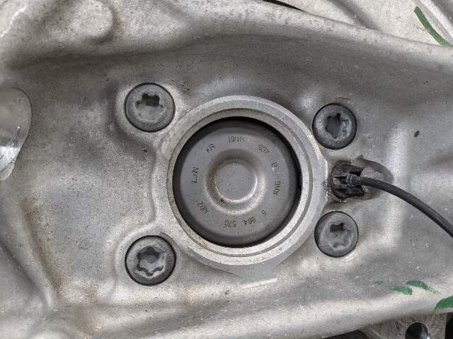 OEM BMW G05 G06 G07 X5 X6 X7 Front Right Passenger Hub Spindle Knuckle Bearing