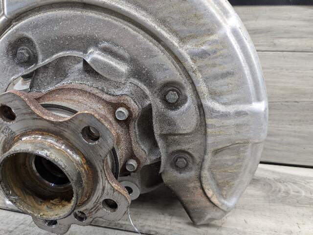OEM BMW G05 G06 G07 X5 X6 X7 Rear Right Passenger Hub Spindle Knuckle Bearing