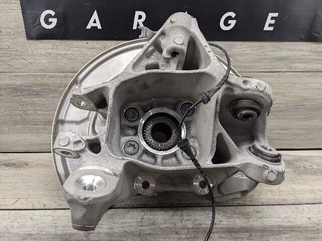 OEM BMW G05 G06 G07 X5 X6 X7 Rear Right Passenger Hub Spindle Knuckle Bearing