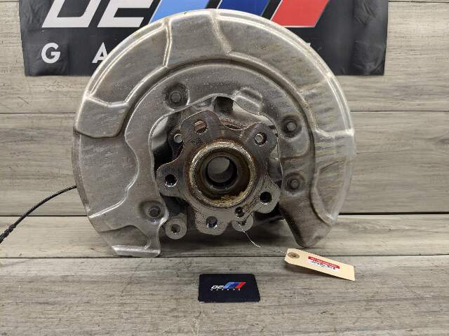 OEM BMW G05 G06 G07 X5 X6 X7 Rear Right Passenger Hub Spindle Knuckle Bearing