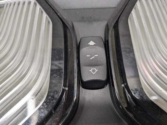 17-21 BMW G01 G02 G30 G32 Light SOS Switch Unit Control Headliner Roof Module
