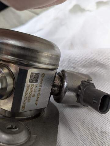 16-20 OEM BMW F39 F48 X1 X2 Engine B46 HPFP High Pressure Fuel Pump