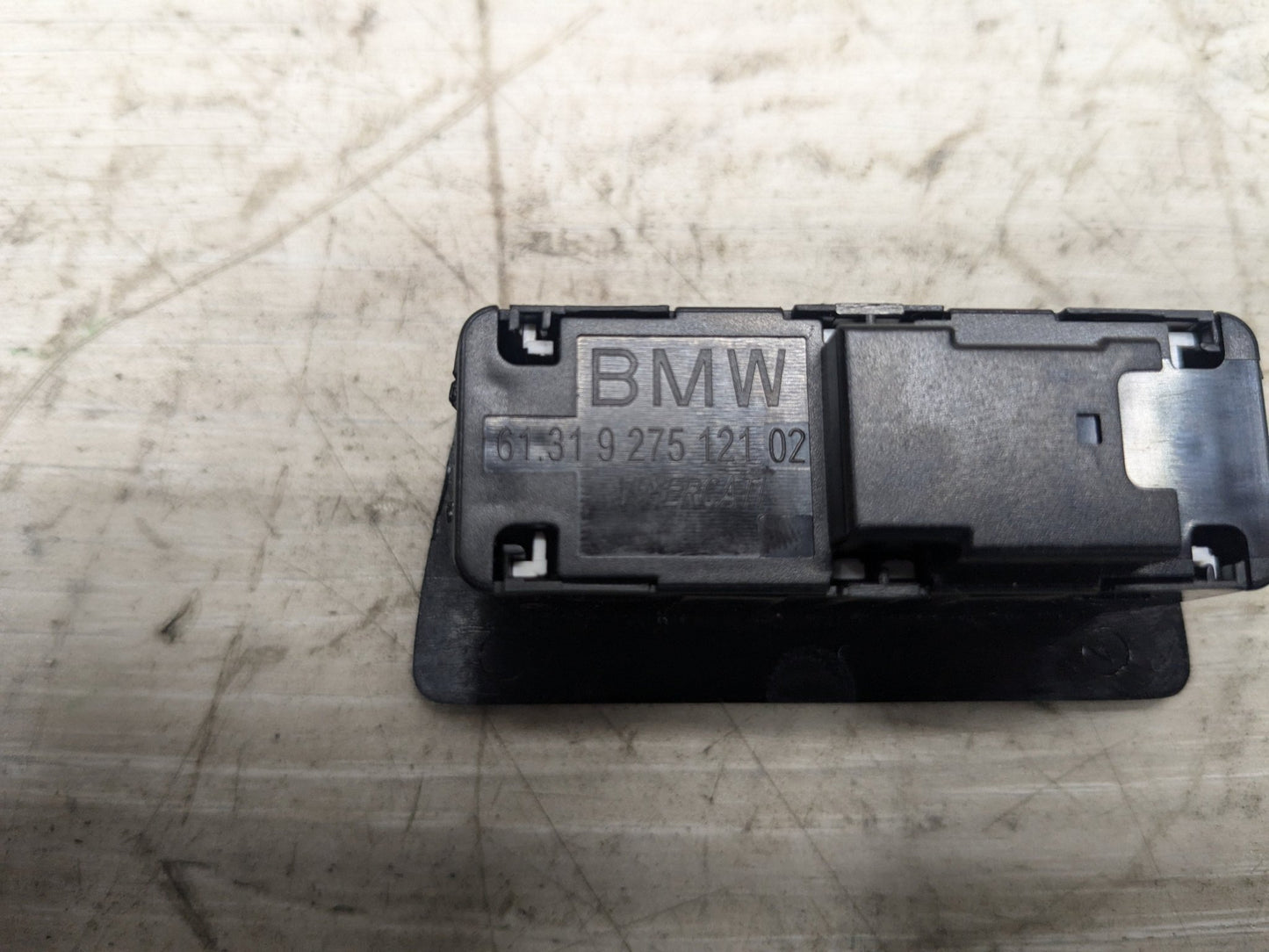 OEM BMW G12 F36 F10 F15 F07 M5 F06 M6 F01 F02 Rear Trunk Lid Center Lock Switch