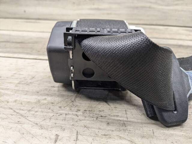 16-22 OEM BMW F48 X1 Rear Left Driver Side Seatbelt Seat Belt Retractor Black