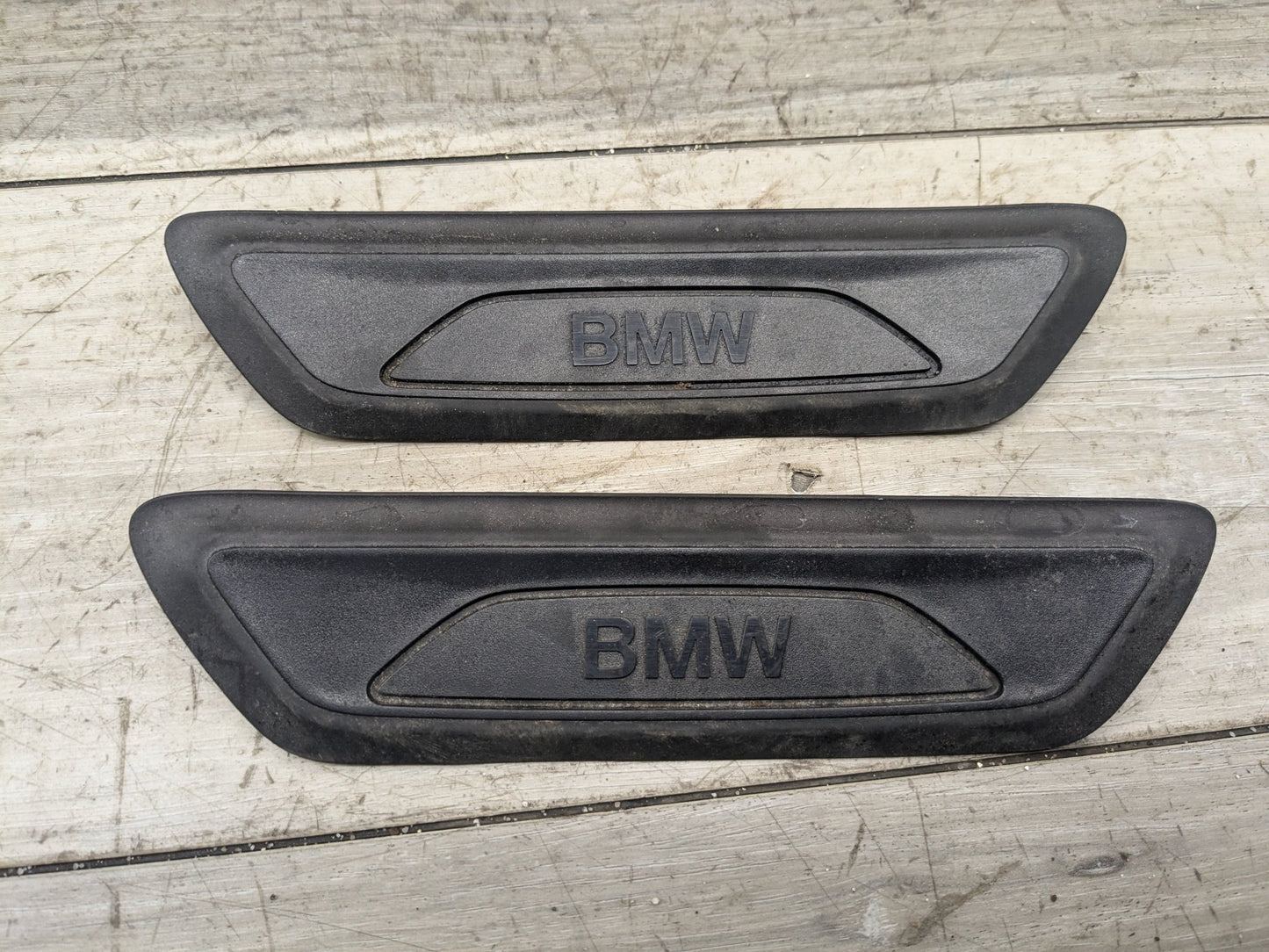 16-23 OEM BMW F39 F48 X1 X2 Rear Door Sill Cover Trim Sill Kick Plate PAIR