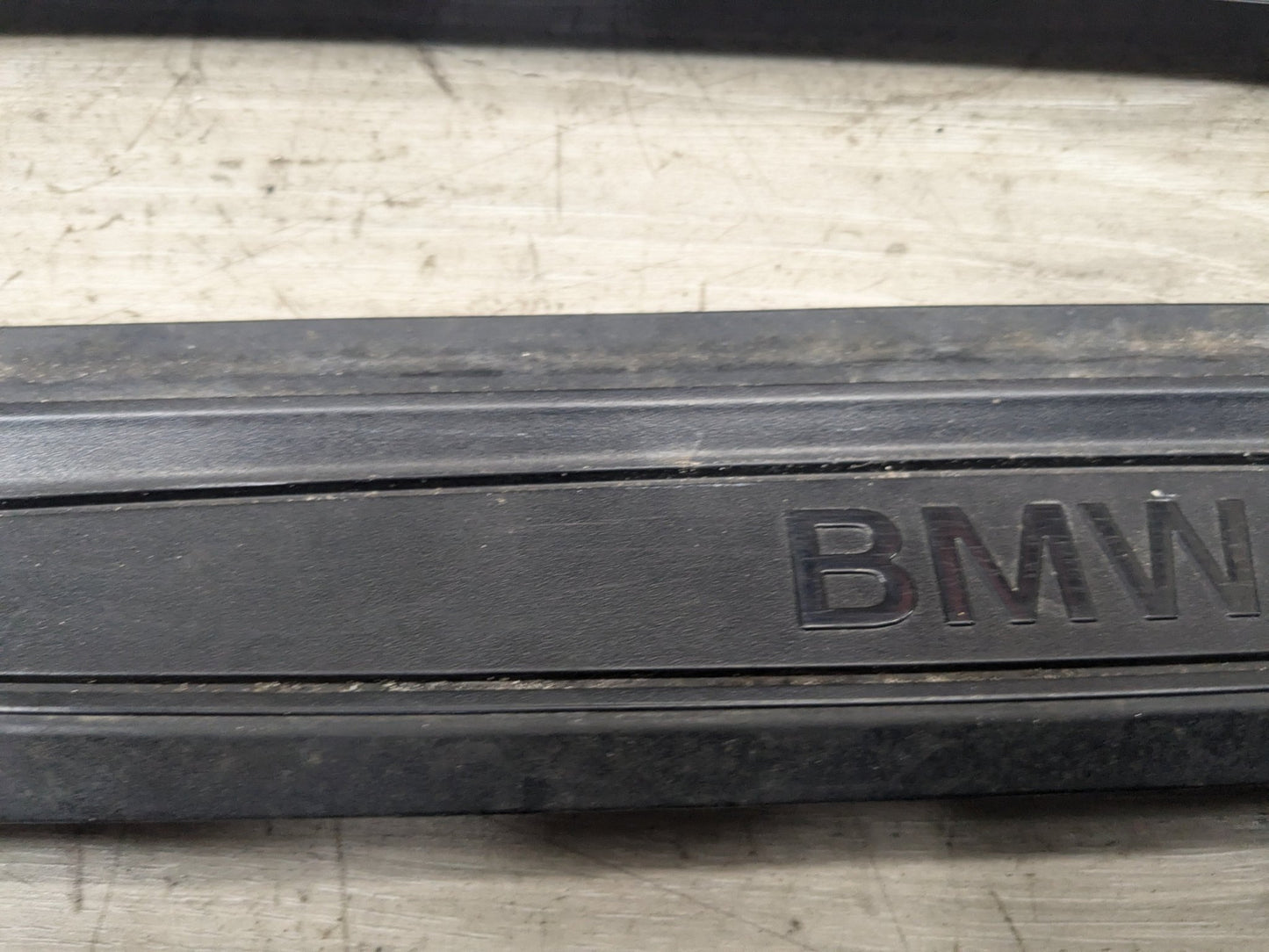 16-23 OEM BMW F39 F48 X1 X2 Front Door Sill Cover Trim Sill Kick Plate PAIR