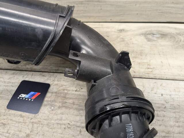 16-23 OEM BMW F39 F44 F48 X1 X2 Filtered Air Intake Box Hose Pipe Resonator B46